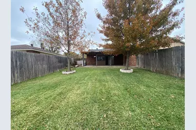 2018 Clark Trail, Grand Prairie, TX 75052 - Photo 33
