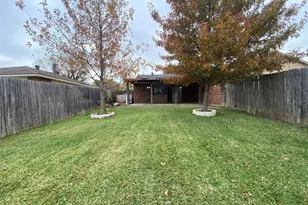 2018 Clark Trail, Grand Prairie, TX 75052 - Photo 33