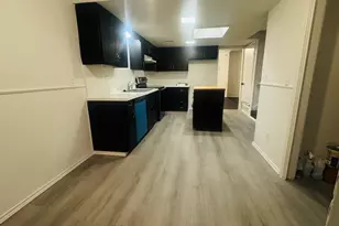 604 Towne House Ln, Richardson, TX 75081 - Photo 9