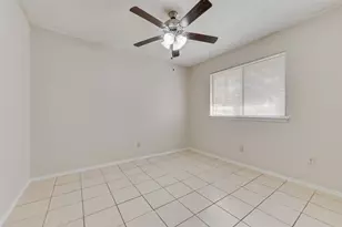 6423 Rising Meadow Dr, Arlington, TX 76018 - Photo 11