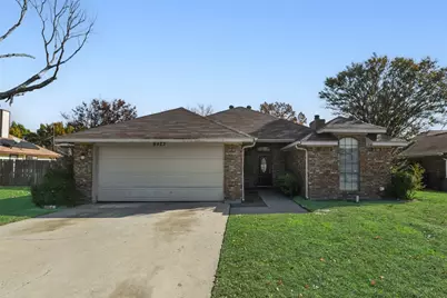 6423 Rising Meadow Drive, Arlington, TX 76018 - Photo 1
