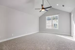 217 W Hull St, Denison, TX 75020 - Photo 9