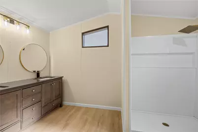 821 Flamingo Road, Granbury, TX 76049 - Photo 13