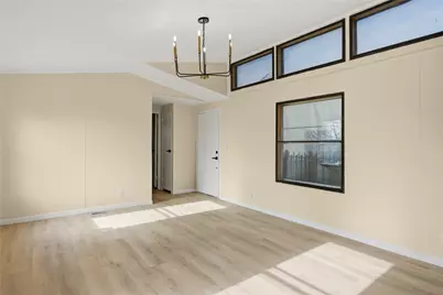 821 Flamingo Road, Granbury, TX 76049 - Photo 3