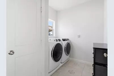 3017 College Street, Greenville, TX 75401 - Photo 9