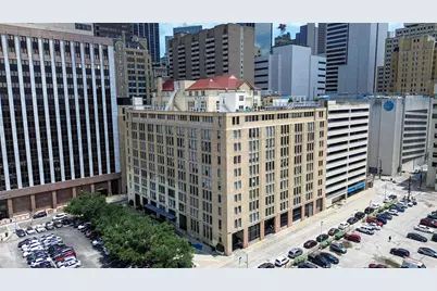 1122 Jackson Street #719, Dallas, TX 75202 - Photo 21