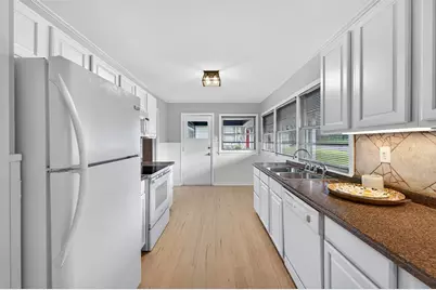 646 Denton Drive, Sherman, TX 75092 - Photo 9