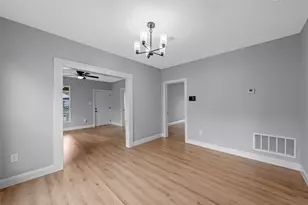 2111A Herring Ave, Waco, TX 76708 - Photo 5