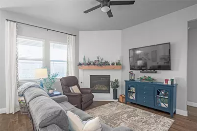 10708 Klondike Lane, Aubrey, TX 76227 - Photo 13