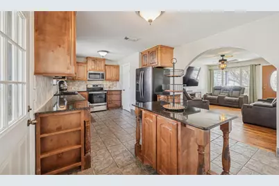 4933 Madella Street, Haltom City, TX 76117 - Photo 7