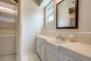 3731 Vancouver Dr, Dallas, TX 75229 - Photo 17