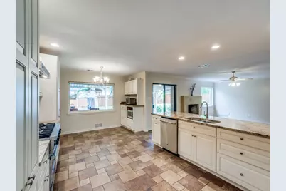 3731 Vancouver Drive, Dallas, TX 75229 - Photo 7