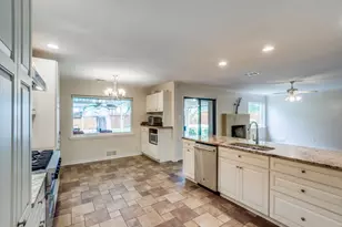 3731 Vancouver Dr, Dallas, TX 75229 - Photo 7