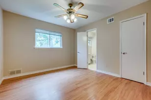 3731 Vancouver Dr, Dallas, TX 75229 - Photo 11