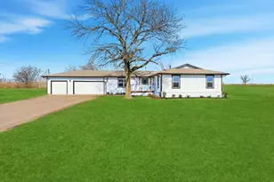 18988 Horseshoe Dr, Nevada, TX 75173 - Photo 1