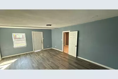 2022 Bourbon Street, Dallas, TX 75226 - Photo 5