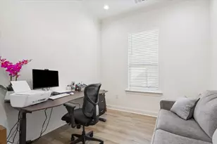 10229 Creekside Ln, Waco, TX 76712 - Photo 33