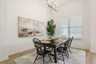 10229 Creekside Ln, Waco, TX 76712 - Photo 5