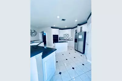 4318 Meadowcove Drive, Rowlett, TX 75088 - Photo 9