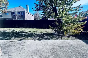 4318 Meadowcove Dr, Rowlett, TX 75088 - Photo 21