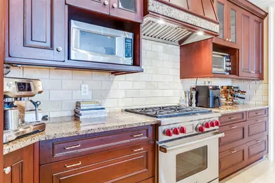 2525 N Pearl Street #1106, Dallas, TX 75201 - Photo 11