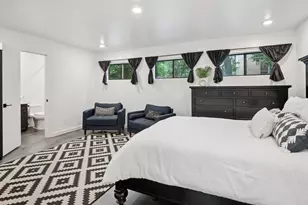 10823 Stone Canyon Rd, Dallas, TX 75230 - Photo 31