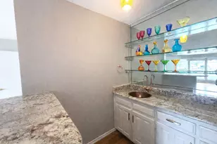 2814 Augusta Ln, Arlington, TX 76012 - Photo 13