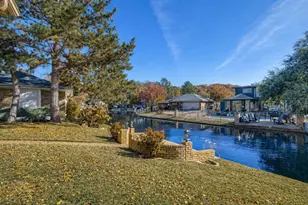 2814 Augusta Ln, Arlington, TX 76012 - Photo 3