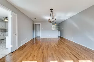 2814 Augusta Ln, Arlington, TX 76012 - Photo 13