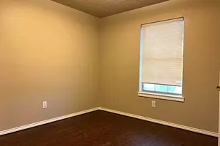 624 Johnathon Ct, Joshua, TX 76058 - Photo 9