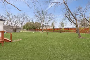 410 Ayres St, Hutchins, TX 75141 - Photo 27