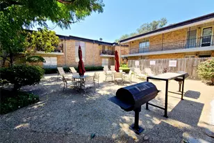 10248 Regal Oaks Dr, Dallas, TX 75230 - Photo 23