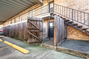 10248 Regal Oaks Dr, Dallas, TX 75230 - Photo 19