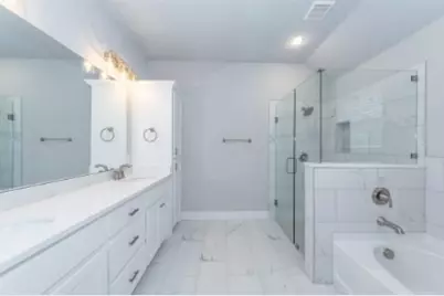 5007 Peacock Lane, Greenville, TX 75402 - Photo 3