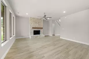 127 Oak Mdw Ln, Weatherford, TX 76085 - Photo 11
