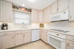 5335 Bent Tree Forest Dr, Dallas, TX 75248 - Photo 15