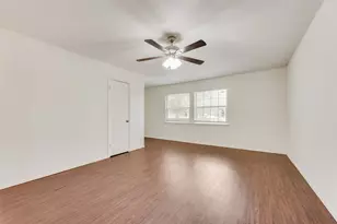 516 Roberts Dr, Saginaw, TX 76179 - Photo 23