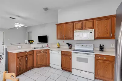 5648 Centeridge Drive, Dallas, TX 75249 - Photo 3