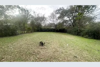 4518 Erath Street, Fort Worth, TX 76119 - Photo 5