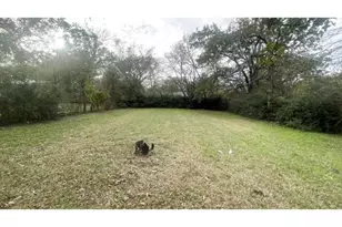 4518 Erath St, Fort Worth, TX 76119 - Photo 5