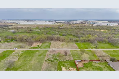 9332 Sunrise Drive, Fort Worth, TX 76134 - Photo 15