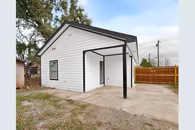 633 Ogden Avenue, Cockrell Hill, TX 75211 - Photo 17