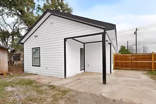 633 Ogden Ave, Cockrell Hill, TX 75211 - Photo 17