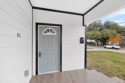 633 Ogden Avenue, Cockrell Hill, TX 75211 - Photo 3