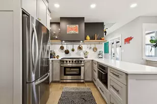 231 N Waverly Dr, Dallas, TX 75208 - Photo 9