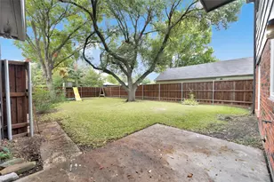 1105 Melissa Ln, Garland, TX 75040 - Photo 29