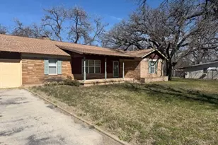 504 W Pioneer St, Rising Star, TX 76471 - Photo 3
