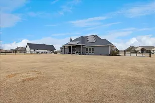 112 Friendship Wy, Boyd, TX 76023 - Photo 25
