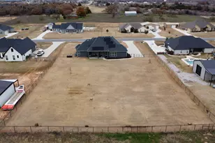 112 Friendship Wy, Boyd, TX 76023 - Photo 29