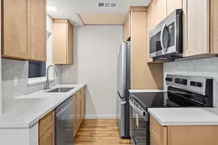 3919 Gilbert Ave, Dallas, TX 75219 - Photo 9